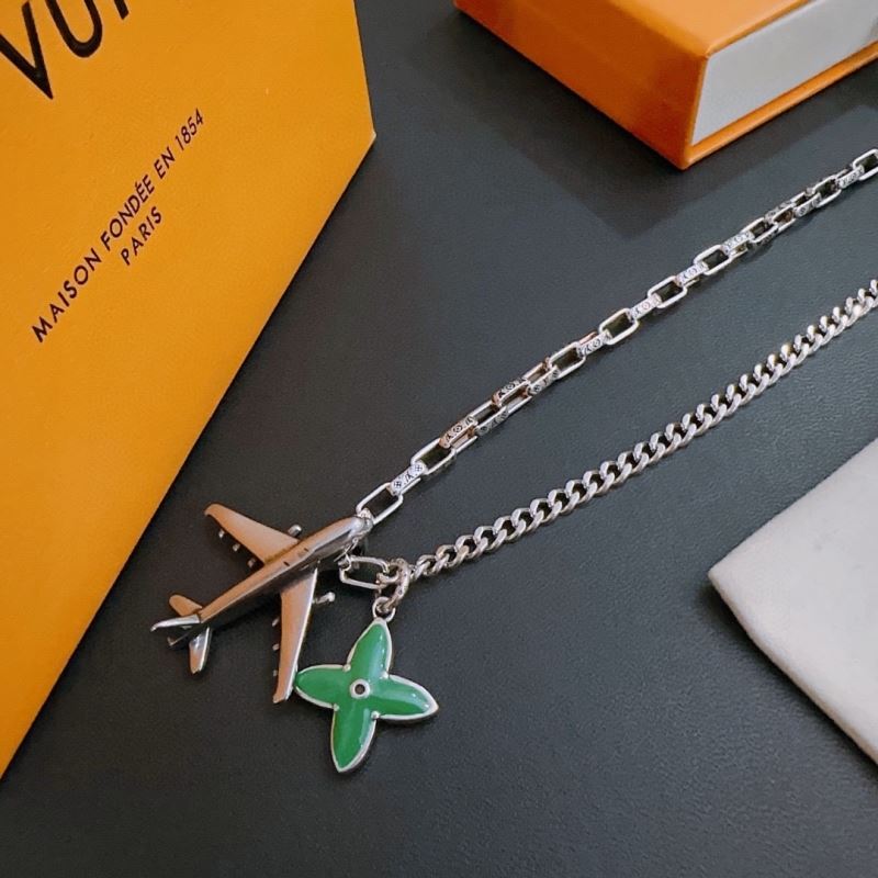 Louis Vuitton Necklaces